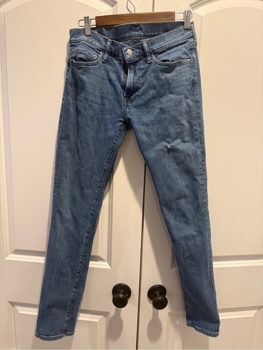 Abercrombie & Fitch Men’s Skinny Jeans